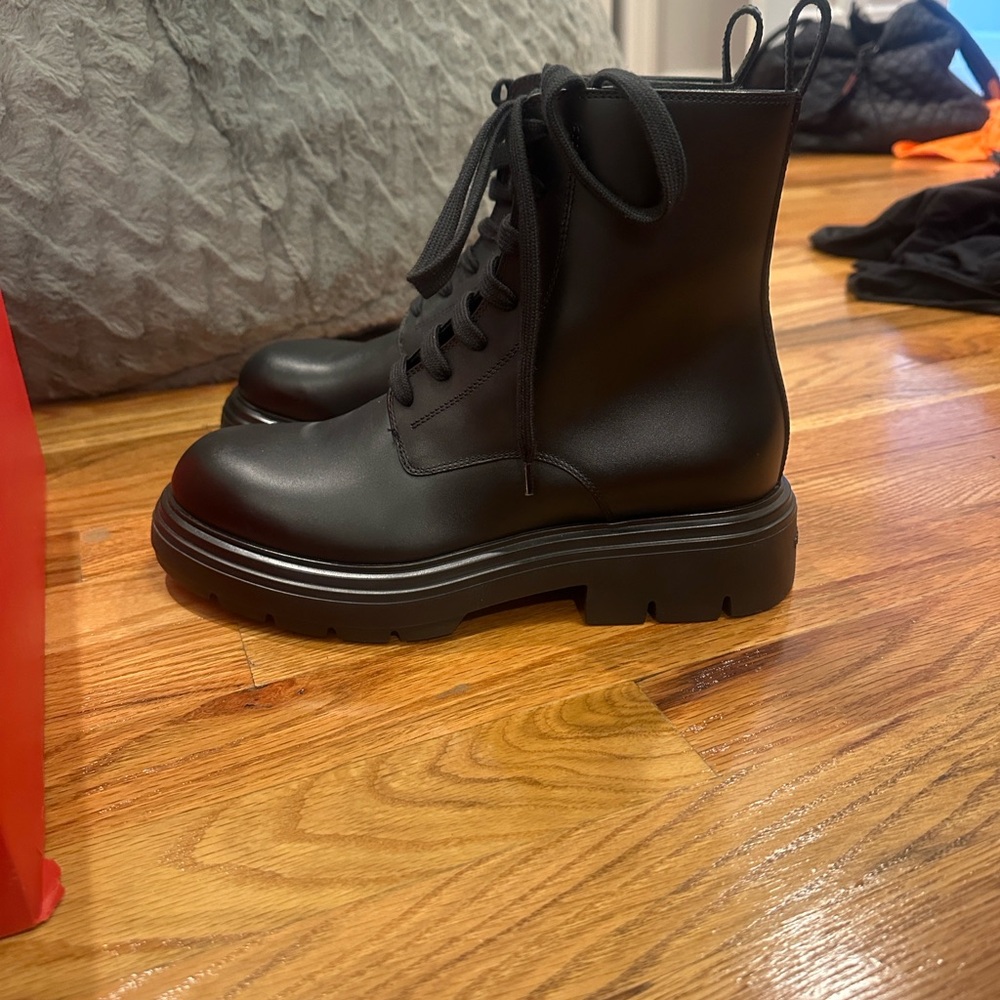Women’s black leather boots
